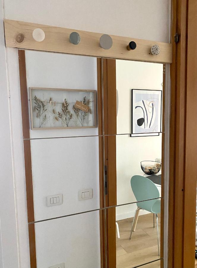Monolocale Con Terrazzo Alle Porte Di Milano Bresso Dış mekan fotoğraf